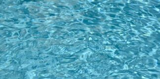 Co powoduje falowanie obrotów?