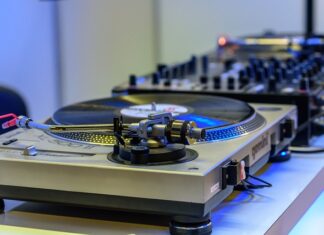 Co oznacza kontrolka hamulca?