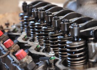 Czy same sprężyny obniża auto?