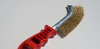 Co neutralizuje rdzę?