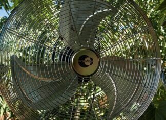 Jak sprawdzić czy działa wentylator chłodnicy? Jak sprawdzić czy działa wentylator chłodnicy?