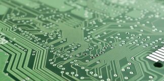 Jakie urządzenia służą do kontroli układu hamulcowego?