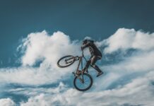 Czy hełm chroni przed kulami? Czy hełm chroni przed kulami?