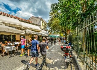 Dlaczego auto odpala tylko na plaka? Dlaczego auto odpala tylko na plaka?