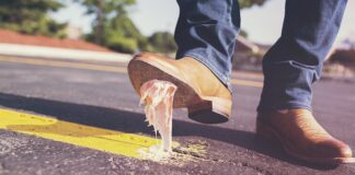 Jaki klej kupić do plastiku?