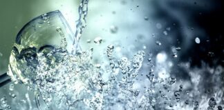 Czy na płukanie uszu trzeba mieć skierowanie?