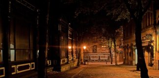 Jak odnowić stara kostkę brukową?