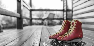 Dlaczego rozwiązują się sznurówki?